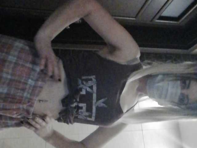 Broadcast screenshots Model1234