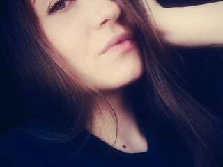 Erotic video chat ModelMoon