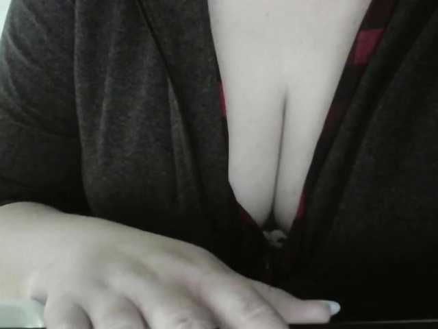 Broadcast screenshots modesty1