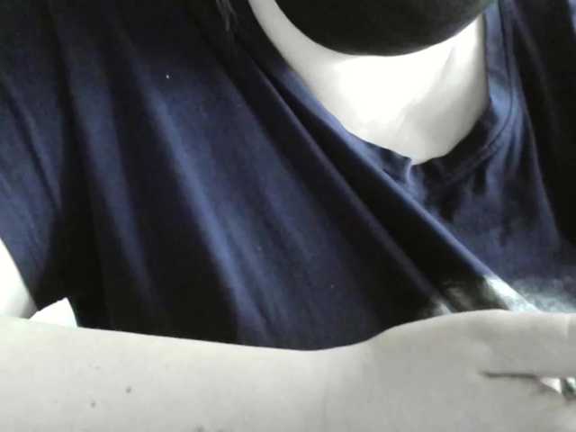 Broadcast screenshots modesty1