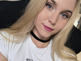 Erotic video chat Molliea