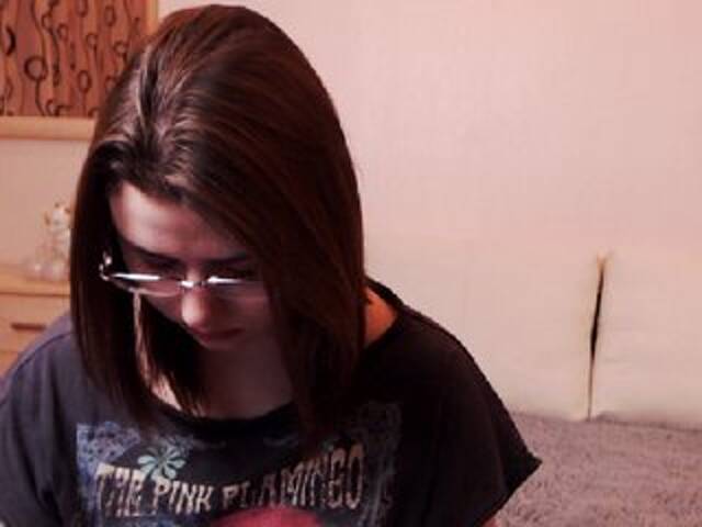 Broadcast screenshots mollydanger