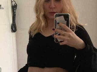 Erotic video chat mollylanca