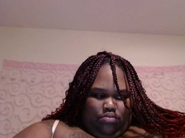 Broadcast screenshots Molushyy