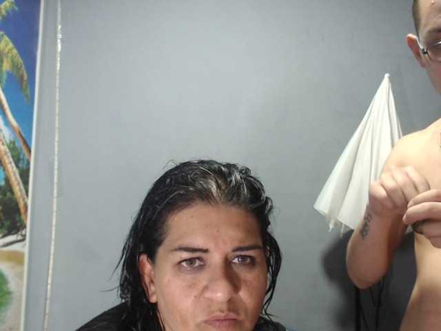 Broadcast screenshots MommysPervers