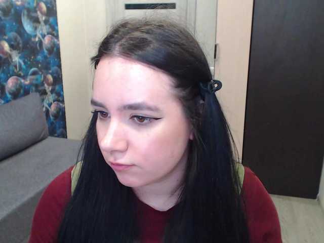 Broadcast screenshots MonicaBrownie