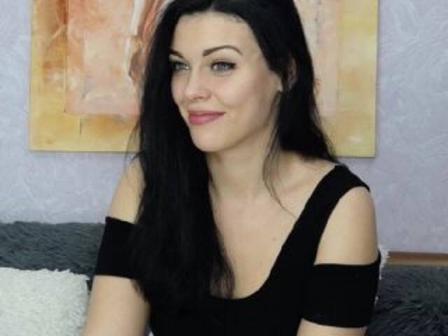 Broadcast screenshots MonicaDior