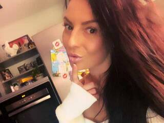 Erotic video chat MonicaGucci