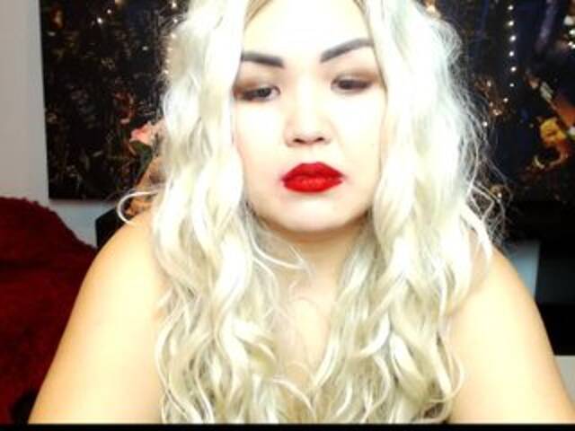 Broadcast screenshots Monicasilly