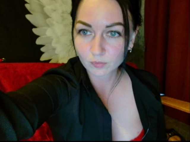 Broadcast screenshots Mistress_Zoe1