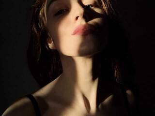 Erotic video chat monyamyr