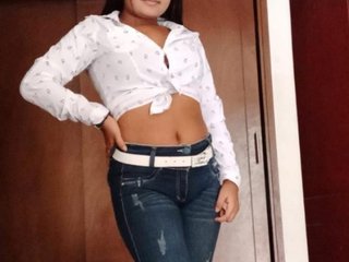 Erotic video chat morenita19