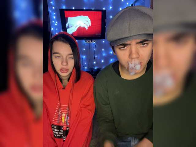 Broadcast screenshots _Polly_