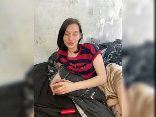 Broadcast screenshots _Polly_