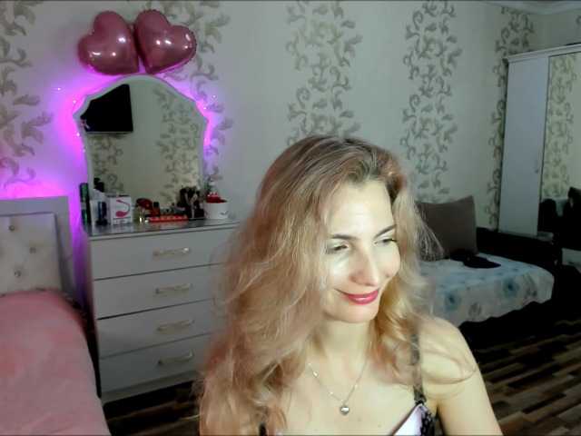 Broadcast screenshots mrsAdele