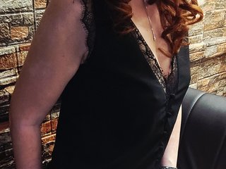 Erotic video chat MrsFoxxy