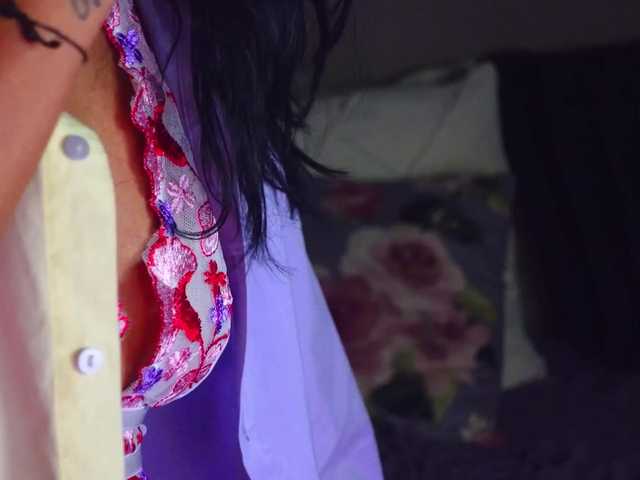 Broadcast screenshots NadiaCaprice