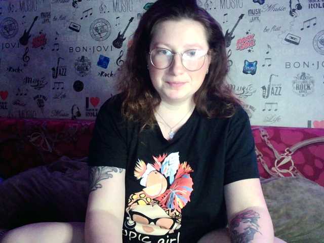 Broadcast screenshots karina303