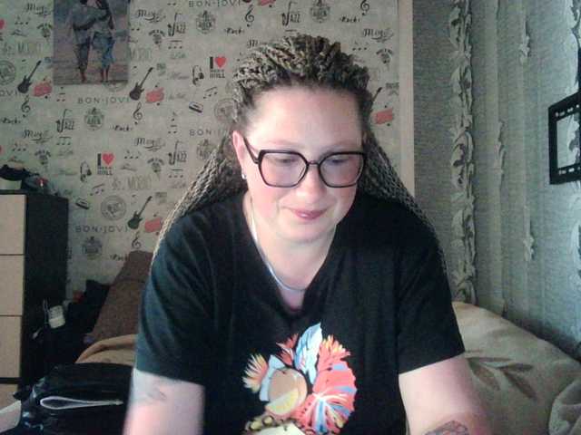 Broadcast screenshots karina303