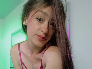 Erotic video chat Nahomi-rousset