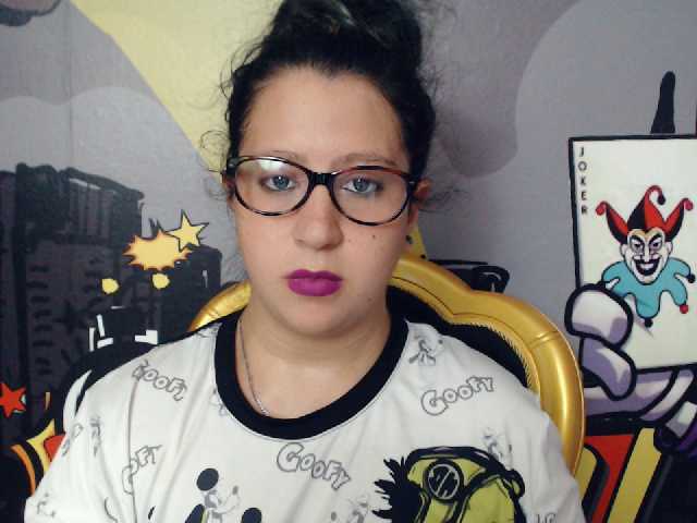 Broadcast screenshots NahomyCurvy