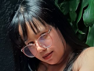 Erotic video chat Nahomywoon