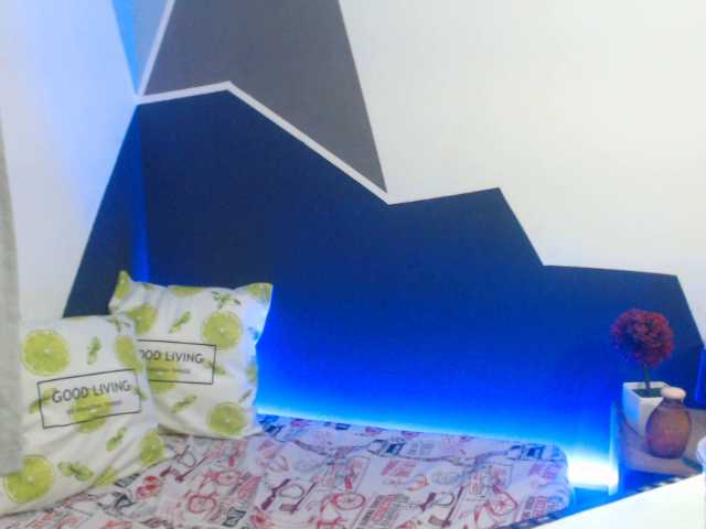 Broadcast screenshots naomi20