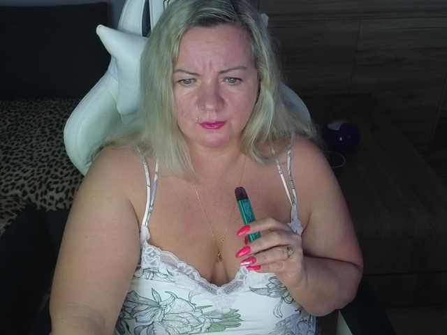 Photos Natalli888 #mistress#humiliation#findom# bbw#smoking#cuckold#sissy##feet​Prepare ​your ​hard ​earned ​money!!!!!! I do not accept PM requests unless they are tipped for according to the tip menu.