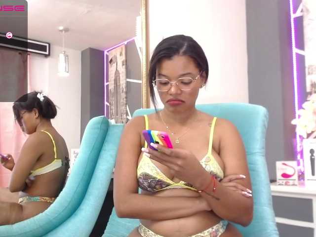 Broadcast screenshots NatashaTrish