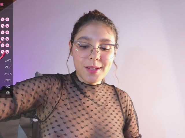 Photos Naty-Saenz I wanna do squirt in all your face! Help me
