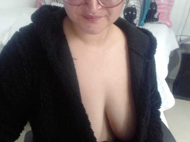 Broadcast screenshots naugthy1