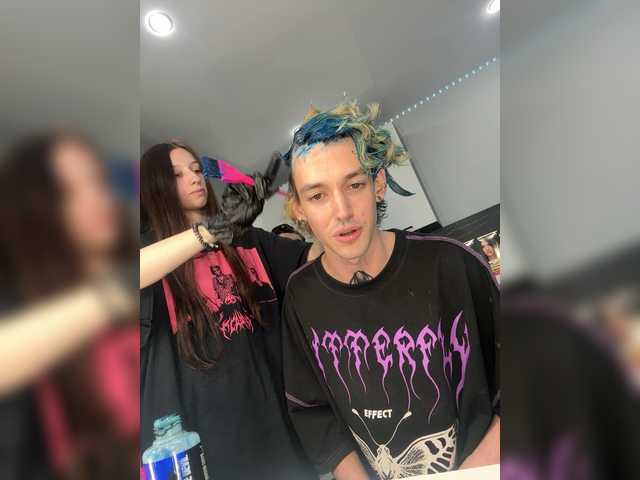 Broadcast screenshots Nekopikmi