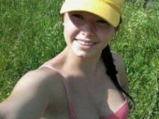 Erotic video chat nessaa