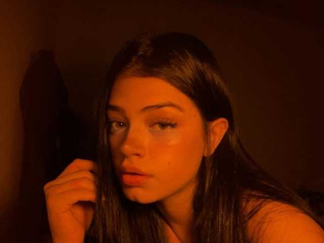 Photo of the profile NiaMiller