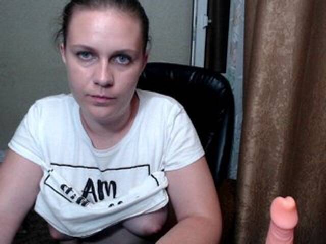 Broadcast screenshots NickiNike