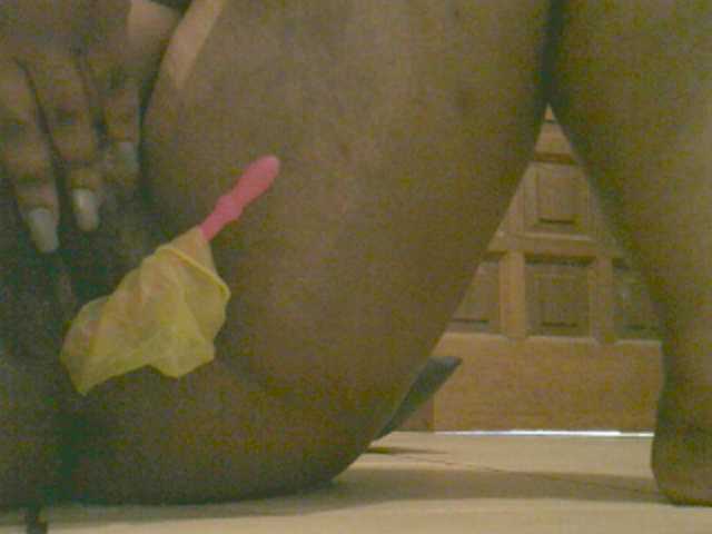Photos nickynorth #ebony and hairy....ass20 boobs 15 pussy30 asshole40 anal200 target 500tk