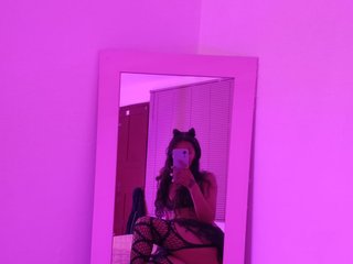 Erotic video chat Nicolee03