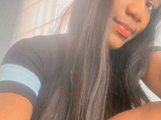 Erotic video chat NicoleHillss