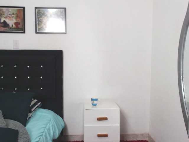 Broadcast screenshots NicoleSantana
