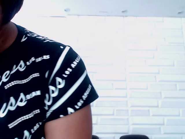 Broadcast screenshots NicoleThomas