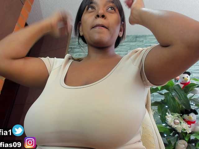 Broadcast screenshots NicolleSofia