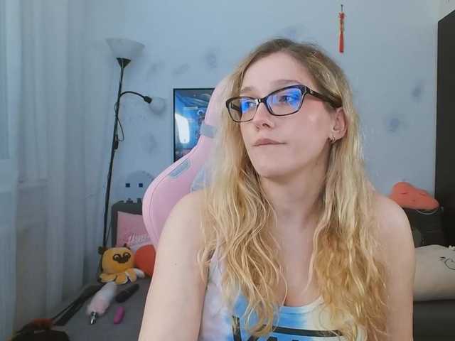 Broadcast screenshots NicolMoon