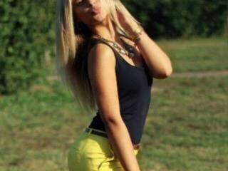 Erotic video chat nikikikiss