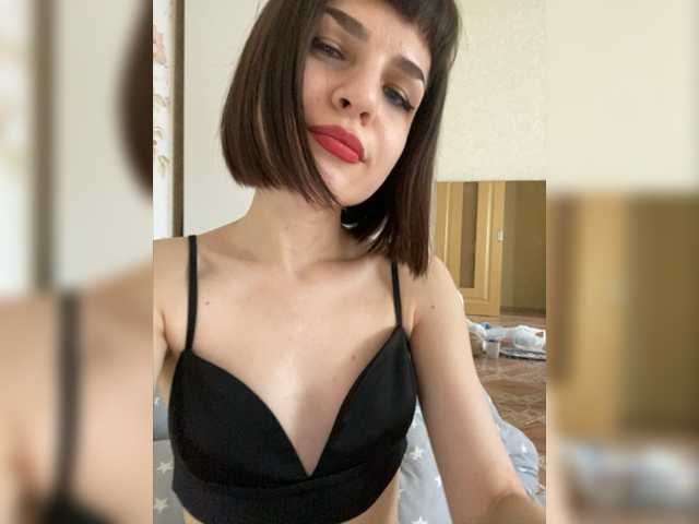 Photos Nixie_cat To cum ❤ @remain remain! Before privat or group chat - 99 tkn!
