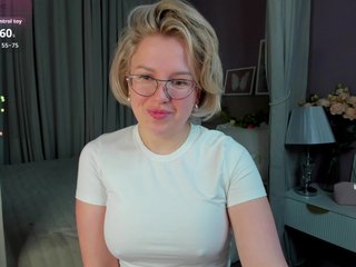 Erotic video chat Nikki-Kai