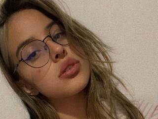 Erotic video chat NikolleWinner