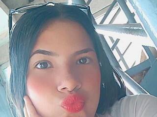 Erotic video chat nikolpretty18