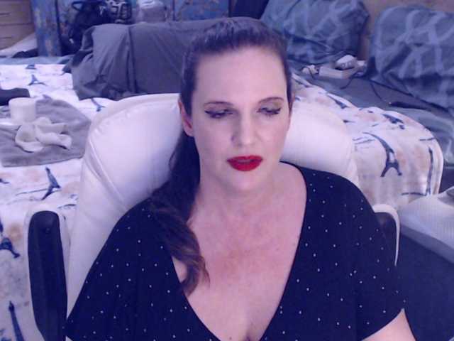 Broadcast screenshots NinaJaymes