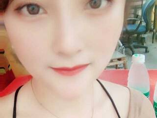 Erotic video chat NiNibb