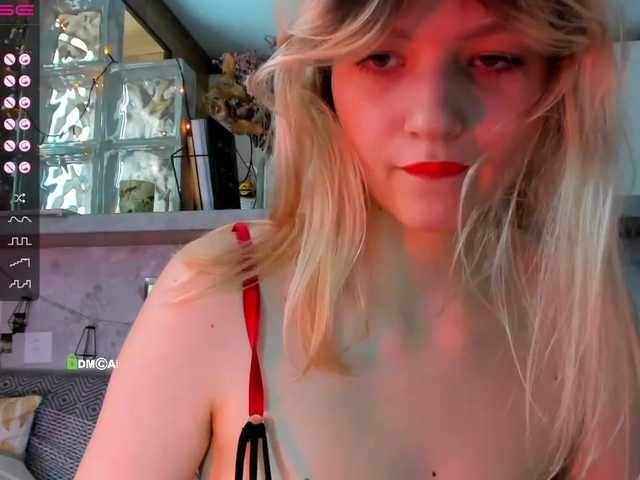 Broadcast screenshots NinaNight